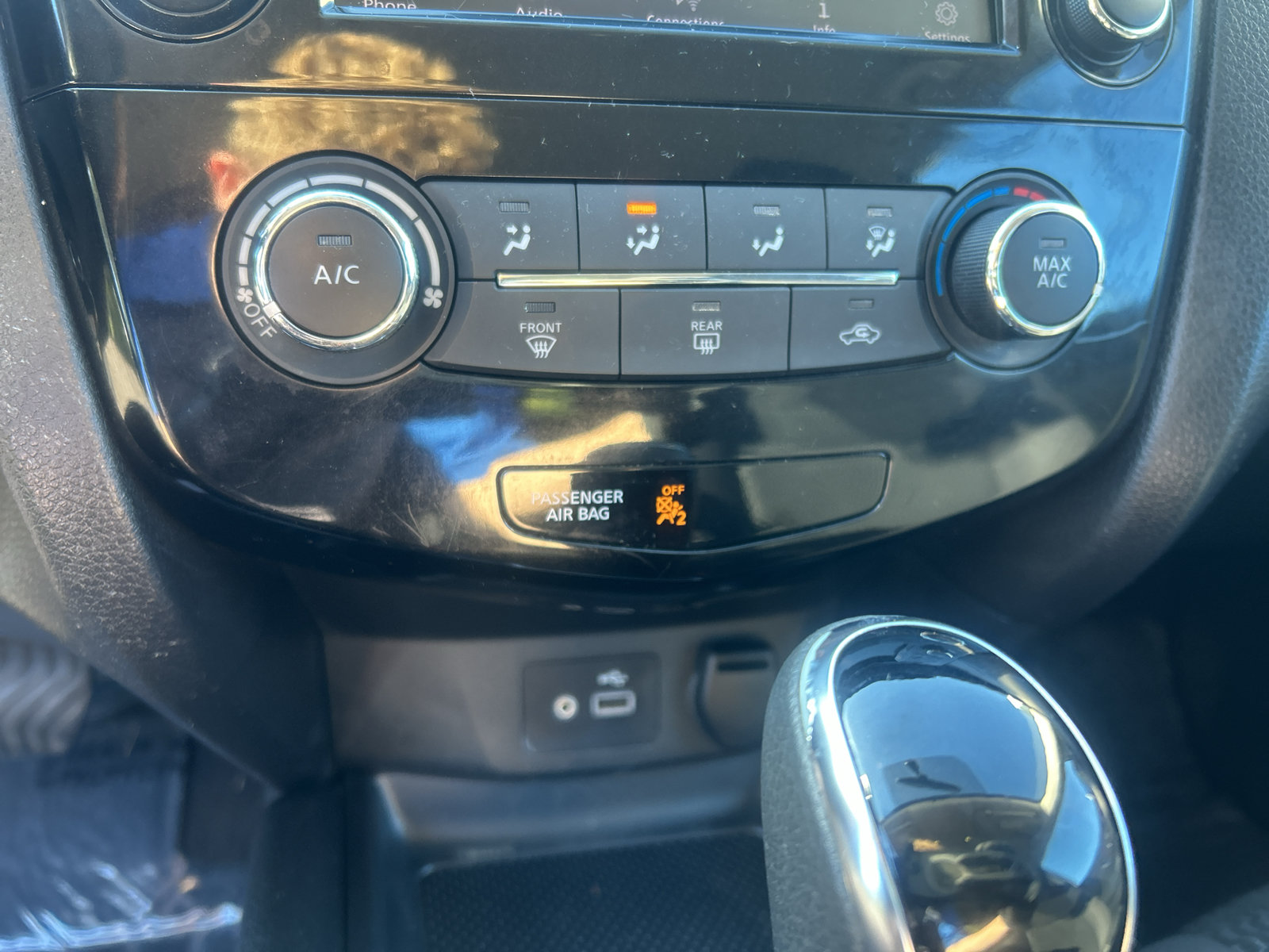 Used 2019 Nissan Rogue Sport S FWD image 19