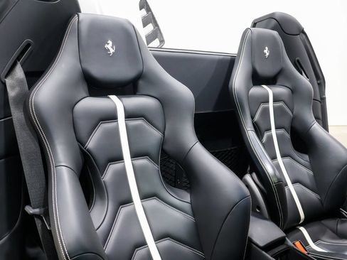 Used 2017 Ferrari 488 Spider RWD image 70