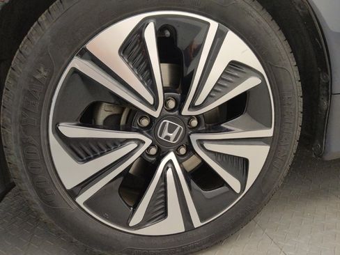 Used 2017 Honda Civic EX-L image 31
