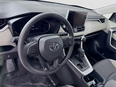 Certified 2025 Toyota RAV4 XLE image 9