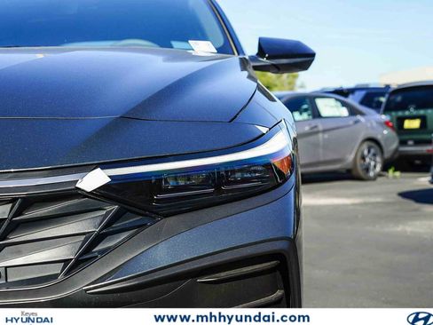 New 2026 Hyundai Elantra Sport FWD image 7
