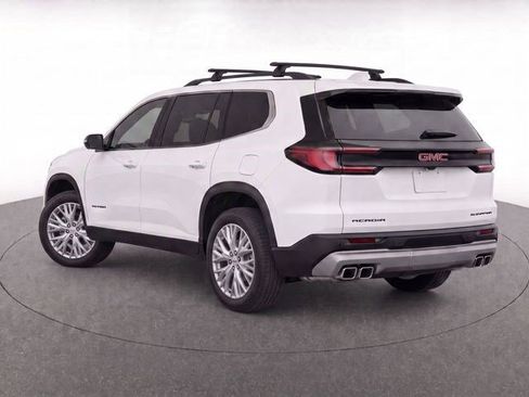 Used 2025 GMC Acadia Elevation w/ Elevation Premium Package FWD image 5