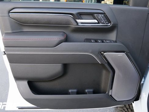 Used 2026 GMC Sierra 2500 AT4X image 17