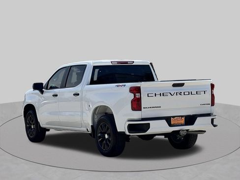 New 2026 Chevrolet Silverado 1500 Custom w/ LPO, Dark Essentials Package AWD/4WD image 4