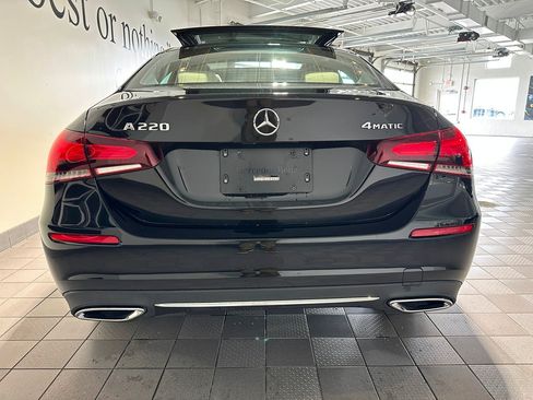 Used 2022 Mercedes-Benz A 220 4MATIC image 5