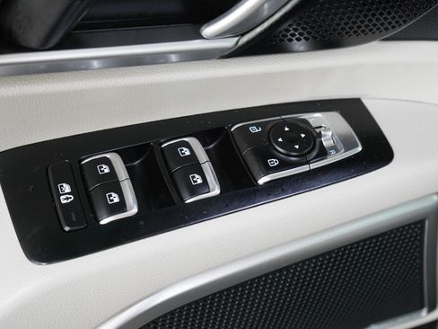 Used 2022 Kia Telluride S AWD/4WD image 21