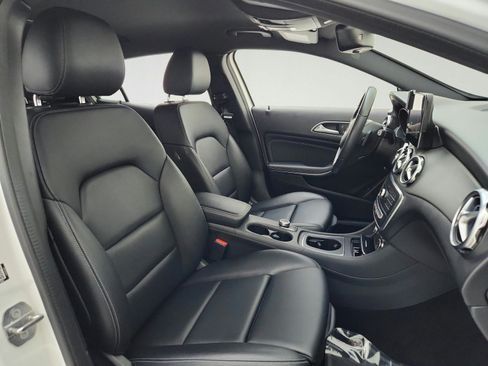 Used 2020 Mercedes-Benz GLA 250 image 26