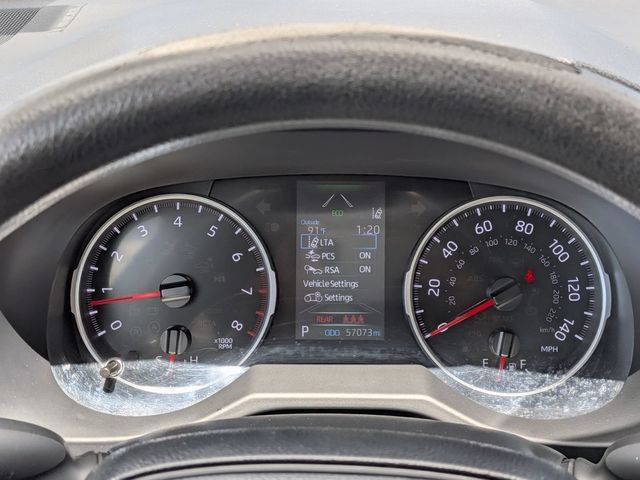 Used 2021 Toyota RAV4 LE AWD/4WD image 25