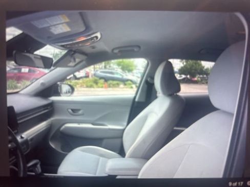 Used 2024 Hyundai Kona SEL image 21
