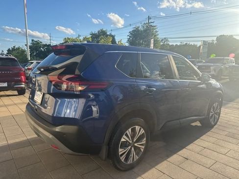 Used 2023 Nissan Rogue SV AWD/4WD image 7