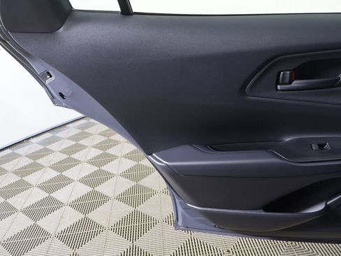 Used 2025 Toyota Prius Plug-In Hybrid FWD image 20