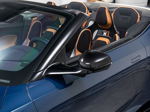 Used 2024 Aston Martin DB12 Volante -Carbon Fiber Bucket S image 38