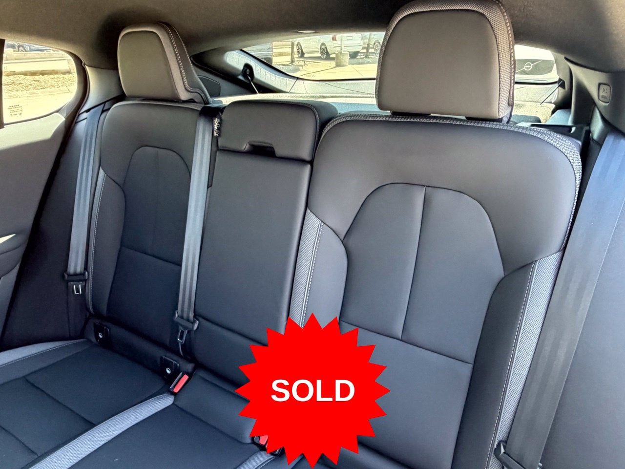 Certified 2023 Volvo C40 Recharge Core AWD/4WD image 34
