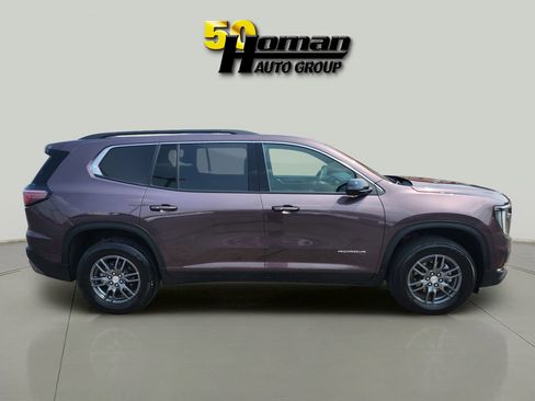 Used 2025 GMC Acadia Elevation image 6