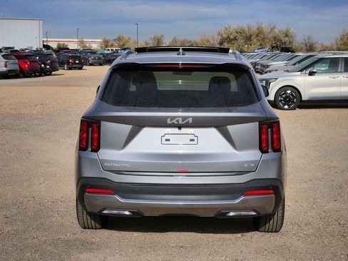 New 2026 Kia Sorento EX w/ EX Premium Package AWD/4WD image 12
