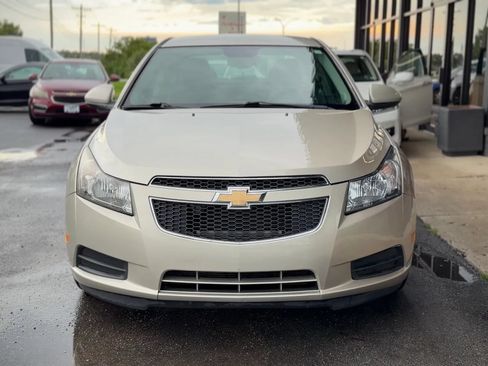 Used 2013 Chevrolet Cruze LT FWD image 6
