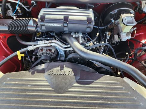 Used 1997 Dodge Ram 1500 Truck 2WD Club Cab image 31