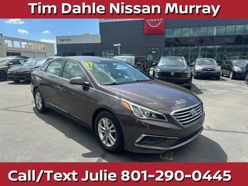Used 2017 Hyundai Sonata SE FWD image 1