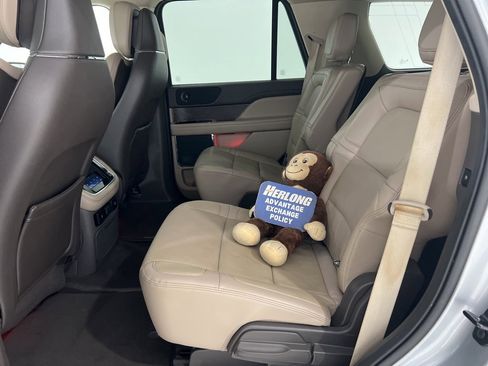 Used 2023 Lincoln Navigator Reserve image 24