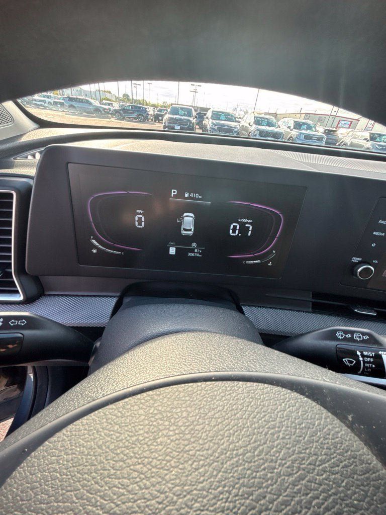 Used 2023 Kia Sportage LX AWD/4WD image 15