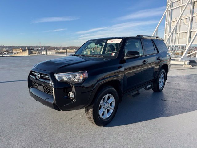 Used 2023 Toyota 4Runner SR5 Premium w/ Moonroof Package AWD/4WD image 11
