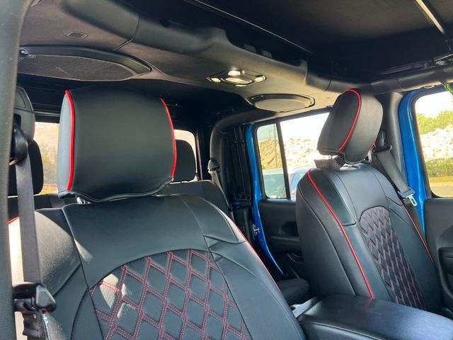Used 2021 Jeep Gladiator Sport AWD/4WD image 29