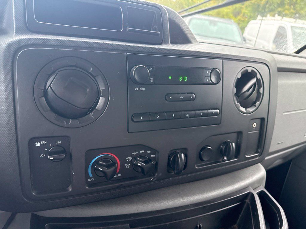 Used 2016 Ford E-350 and Econoline 350 Super Duty RWD image 12