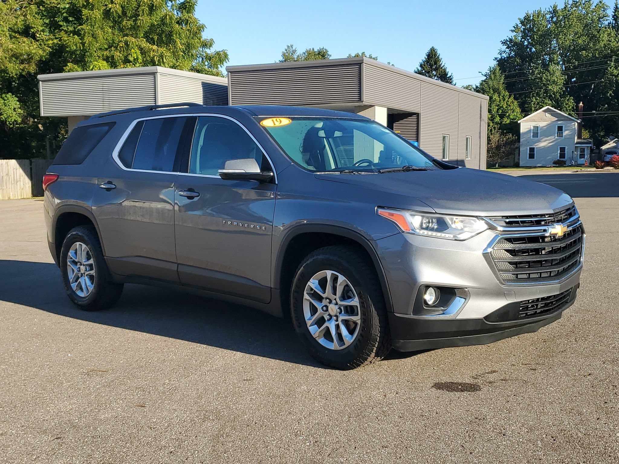 Used 2019 Chevrolet Traverse LT AWD/4WD image 3