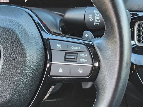 Certified 2025 Honda Civic Sport image 32