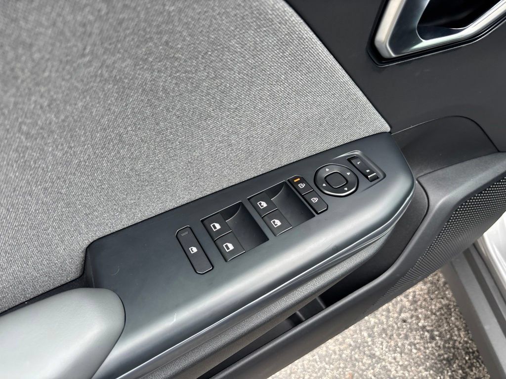 Certified 2025 Kia K4 GT-Line Turbo FWD image 22