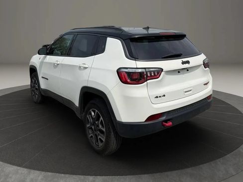 Used 2019 Jeep Compass Trailhawk AWD/4WD image 5
