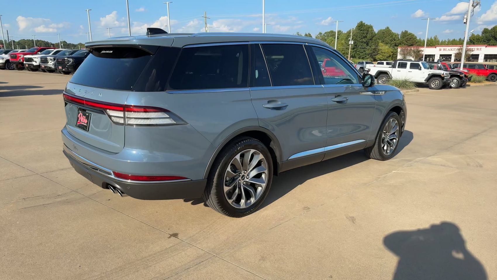 Used 2025 Lincoln Aviator Reserve w/ Illumination Package AWD/4WD image 9
