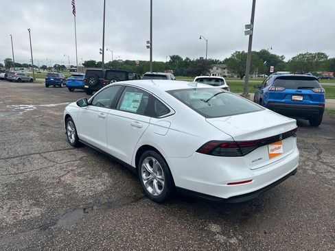 Used 2024 Honda Accord LX image 3
