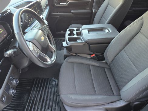 Used 2024 Chevrolet Silverado 1500 LT w/ Convenience Package II image 9