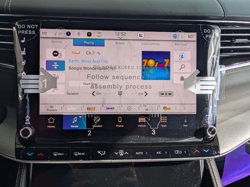 New 2026 Jeep Grand Wagoneer Limited image 12