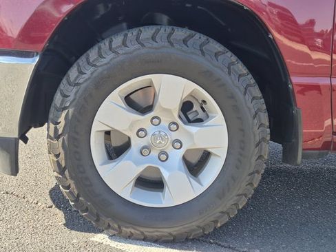 Used 2022 RAM 1500 Big Horn RWD image 15