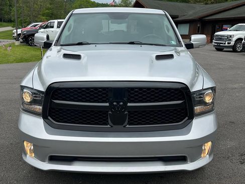 Used 2018 RAM 1500 Sport w/ Quick Order Package 27Q Night AWD/4WD image 10