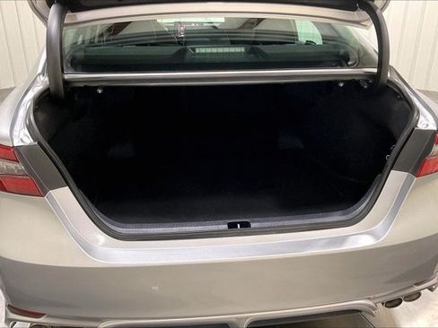 Used 2024 Toyota Camry XSE FWD image 38