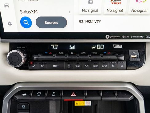 Used 2023 Toyota Tundra Capstone image 32