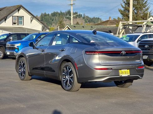 New 2026 Toyota Crown Limited image 4