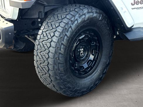 Used 2020 Jeep Wrangler Unlimited Rubicon w/ Steel Bumper Group AWD/4WD image 24