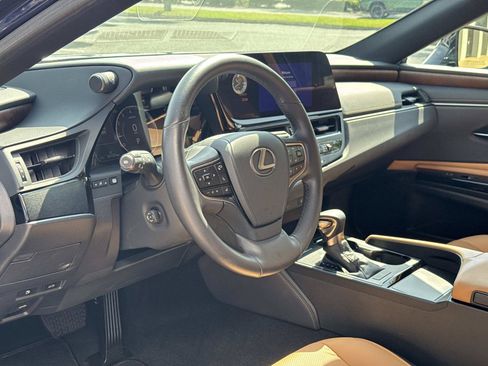 Used 2023 Lexus ES 350 w/ Premium Package FWD image 24