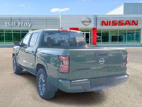 Used 2023 Nissan Frontier SV w/ SV Premium Package RWD image 3