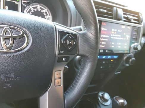 Used 2022 Toyota 4Runner Limited image 27