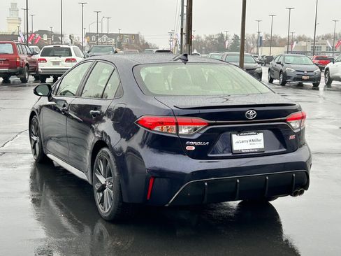 Used 2024 Toyota Corolla SE image 3
