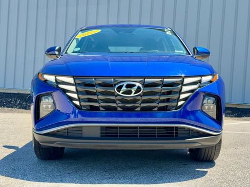 Used 2022 Hyundai Tucson SE w/ Cargo Package AWD/4WD image 3