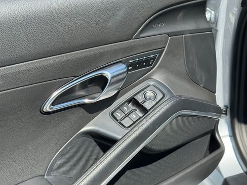 Used 2014 Porsche 911 Carrera 4 AWD/4WD image 32