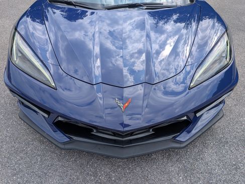 Used 2025 Chevrolet Corvette Stingray Preferred Cpe w/ Z51 Performance Package RWD image 12