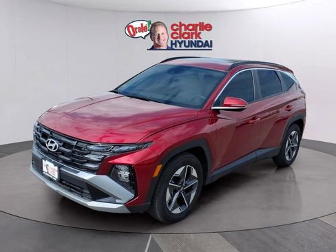 Used 2025 Hyundai Tucson SEL FWD image 1