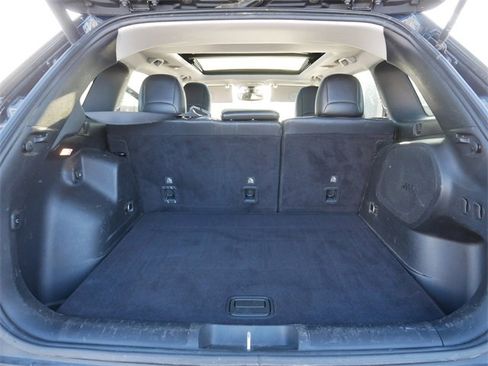 Used 2019 Jeep Cherokee Limited w/ Trailer Tow Group image 15